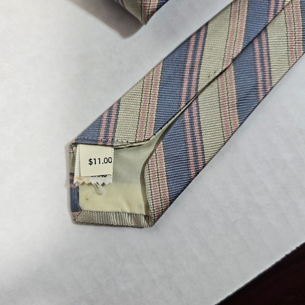 VINTAGE Dayton's for Men Neck Tie - Picture 4 of 6